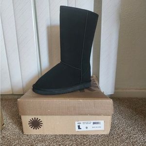 Brand New UGGS